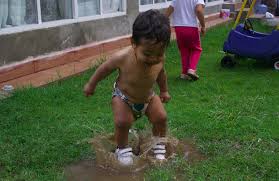 El juego es la actividad más importante para el desarrollo de los niños. Breaking Dad La Importancia Del Juego Libre En Los Ninos