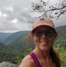 Is anyone missing a grey and white cat near County Line Road in Lakeland?