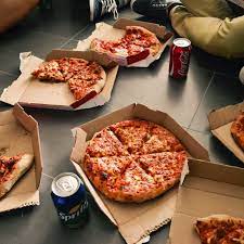 Why Two Pizza Collaboration Doesn T Work For Design Inside Design Blog Food Food Combining Food Scientist