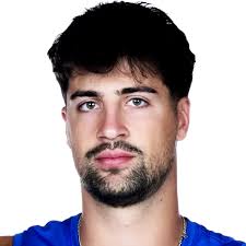 Darius Hall, fiche joueur, son actualité, ses stats