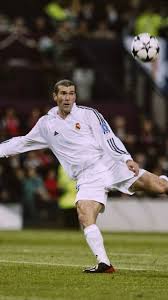 Zinedine zidane hd with a maximum resolution of 1920x1200 and related zinedine or zidane wallpapers. Zinedine Zidane Wallpaper By Anirudhln7131 2c Free On Zedge