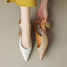 PU Party Wear Ladies Court Shoe, Block ...