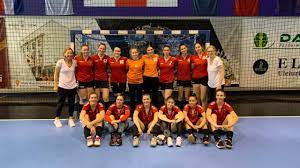 Asociația clubul sportiv viitorul pandurii târgu jiu, commonly known as viitorul pandurii târgu jiu or viitorul târgu jiu, is a romanian football club from târgu jiu, gorj county. Prezentarea Echipelor Participante La Turneul Final Al Junioarelor I Css Viitorul Cluj Napoca Handbal Mania