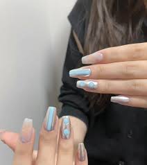 The Unassuming Lan Nails