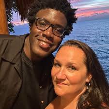 Join us in giving a warm welcome to Marissa Ackerman to the Keller Williams  family! ✨We're so excited to have you