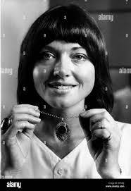 Anna Ford's Instagram, Twitter & Facebook