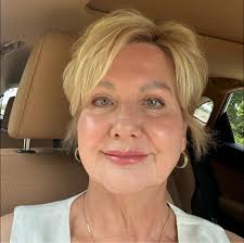 Good morning! Needing a recommendation for a travel agent! Thank you!