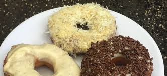 Rujak cireng crispy holla bunda selamat sore menjelang malam ketemu lagi dengan ayulia aryanti, apakah mom lagi mencari inspirasi resep rujak cireng crispy yang sedap dengan bahan yang seadanya ? Donat Mendadak Tanpa Kentang