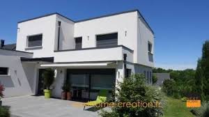 Maison Contemporaine A Toit Plat Et Garage Accole En Alsace Nexthome Creation Plan Maison Moderne Maison Moderne Idee Plan Maison