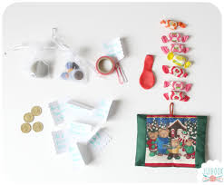 Idees Pour Remplir Un Calendrier De L Avent Pour Enfants Jiji Hook Calendrier De L Avent Calendrier De L Avent Enfant Creations De Noel