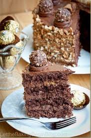 Ferrero Rocher Cake Rich With Chocolate Hazelnuts This Cake Is Amazing Recette Dessert Gateau D Anniversaire Au Nutella Gateaux Et Desserts