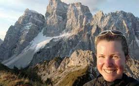 Si tienes alguna pista sobre maría esther, por favor, ponte en contacto con nosotros. The Mysterious Disappearance And Death Of Esther Dingley In The Pyrenees Mountains Strangeoutdoors Com
