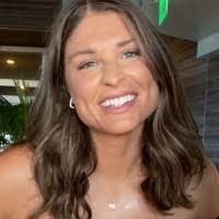 Suzette Murray's Instagram, Twitter & Facebook