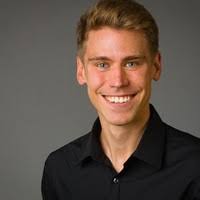 100+ perfiles de «Engler»