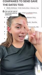 Amelia Collins's Instagram, Twitter & Facebook