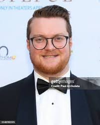 21 Photos & High Res Pictures