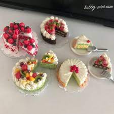 4 Pieces Miniature Whole Cake With Sliced Cake Miniature Etsy Miniature Bakery Miniature Cake Miniature Food