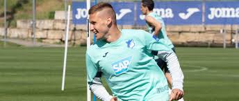 Pavel kadeřábek (born 25 april 1992) is a czech football player who plays for 1899 hoffenheim and the czech republic national team. Kaderabek I Really Miss It Tsg Hoffenheim