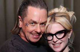 Kelly Osbourne se compromete con Sid Wilson durante el último concierto de  Ozzy
