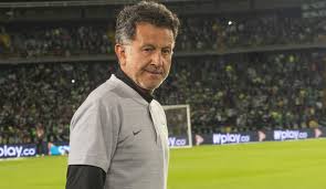 Juan carlos osorio al anunciar su vinculación al américa de cali con su asistente técnico pompilio páez. Osorio Millonarios Mejor Osorio Creo Que Hoy Millonarios Es El Mejor Equipo De Colombia Deportes Caracol Radio