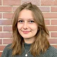 Lynn Dabrowski's Instagram, Twitter & Facebook