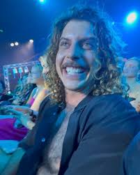 HAPPY BDAY TO THE KING CLOWN HIMSELF ADAMIO THE 5th #birthdaysex  @keliholiday #debutalbumcoming #staytuned 😛