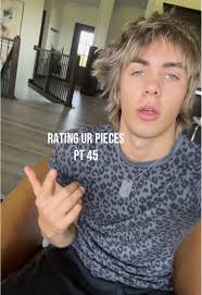 Sewing Stylish Denim Pieces: Rating Your Designs