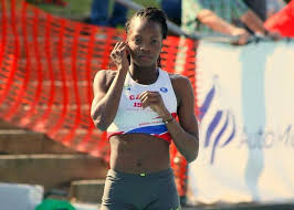 Erriyon knighton, un jeune prodige américain de 17 ans, vient de battre le record du monde u20 du 200 mètres détenu par usain bolt. Cynthia Bolingo Ira A Pekin Et A Rio