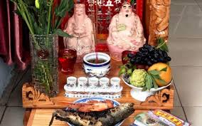 Dù ít dù nhiều, ai cũng muốn mua được chút vàng nhân ngày này để lấy vía thần công tác chuẩn bị cho ngày vía thần tài năm nay cũng đã được họ thu xếp rất chu đáo, nhất là ở khâu đặt hàng online. Vi Sao Má»i NgÆ°á»i ThÆ°á»ng Cung Ca Loc Trong Ngay Via Tháº§n Tai