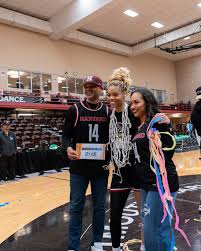 Congratulations to the absolutely DOMINANT Harmoni Turner and her Harvard  Crimson women's basketball team