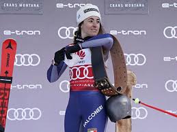 Sofia goggia is an alpine skier who has competed for italy. Sofia Goggia La Sicurezza I Brividi La I Dettagli Il Campanaccio Per La Mucca Ambrosi La Regina E Tornata Corriere It