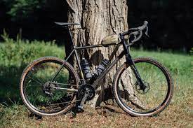 La société aac applications acoustiques de composites, désormais propriétaire de la marque audax a repris la fabrication de certains modèles. 2020 Bombtrack Audax And Audax Al First Impressions Bikepacking Com