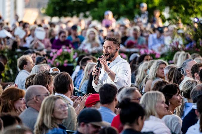 Måns Zelmerlöw ställer in sin Sverigeturné