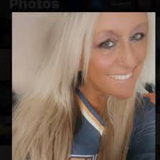 For those who captioned the last pic of me ￼and Shea Higgins Eymard with  “finish her” or “ kung fu fighting” or “Chito chop” yall where not too far  off 🤣 this