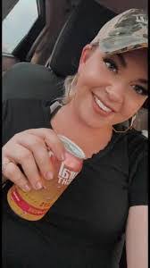 Kayla Widner's Instagram, Twitter & Facebook