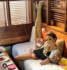 Brittany Schmitts feet