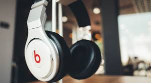 Wie Heisst Das Lied Lyrics Songtexte Finden