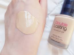 Softly spread over the face with a brush, gently. Etude House Double Lasting Foundation Review Kbeauty Notes