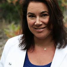 Barbara Winchell's Instagram, Twitter & Facebook