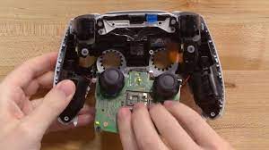 If you still experience drift after attempting to fix your thumbstick pads or determine that they were neither dirty nor loose, then the next easiest fix is to replace your thumbstick springs. Ps5 Dualsense Teardown Reveals Potential Causes Of Controller Drift Eurogamer Net