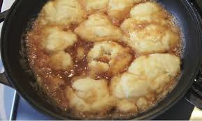 Recette Quebecoise Avez Vous Deja Deguste Ce Dessert Que L On Appelle Grands Peres A L Erable Si Tel N Est Pas Le Cas Sirop Erable Recette Caramel Recette