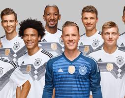 Lesen sie hier alle meldungen der faz zum spitzenverband des deutschen fußballs. Dfb Projects Photos Videos Logos Illustrations And Branding On Behance
