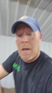 I to remove a boat off the trailer with minimal tools #boatrepair  #24_7_boats #fishing #boatrestoration #boatlife #tipsandtricks