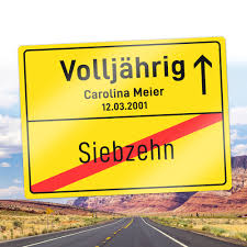 Egal, ob man sich an dem tag trifft oder die karte über die post oder anderen wegen an den jubilar bringt. Personalisiertes Ortsschild Zum Geburtstag Volljahrig Schilder Selbst Gestalten
