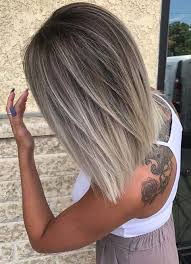 Haarfarbe Messwerkzeug Henna Haarfarbe Hellbraun Hairstylist Haironfleek Schulterlange Haare Balayage Schulterlange Haare Frisuren Balayage Frisur