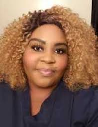 Leigh Whitney's Instagram, Twitter & Facebook