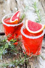 Fur Dein Weihnachtsmenu Apero Aus Gin Grapefruit Rosmarin Aperitif Weihnachten Weihnachtscocktails Getranke Weihnachten