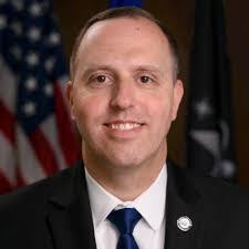 Zach Hadfield's Instagram, Twitter & Facebook