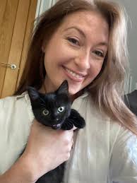 Otis wants so badly to be friends with my cats but they say naynay 😞