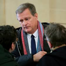 Procès en appel du RN : Louis Aliot admet "un grand désordre" passé dans le  parti mais assure que son assistant parlementaire a bien "travaillé" pour  lui